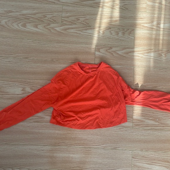 Lulu lemon crop long sleeve - Picture 1 of 3